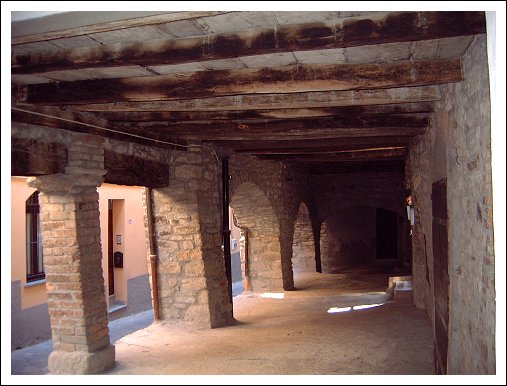 Portici di via Porta Nuova